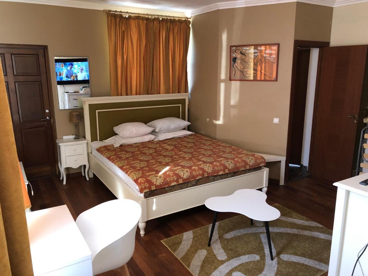 Paivilla Boutique Hotel ทาลลินน์ ภายนอก รูปภาพ